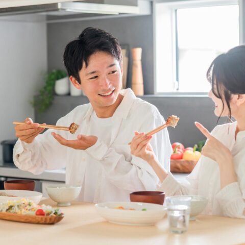 【結婚で生活費が減るって本当？】奨学金返済中の婚活男女に伝えたいリアルな話